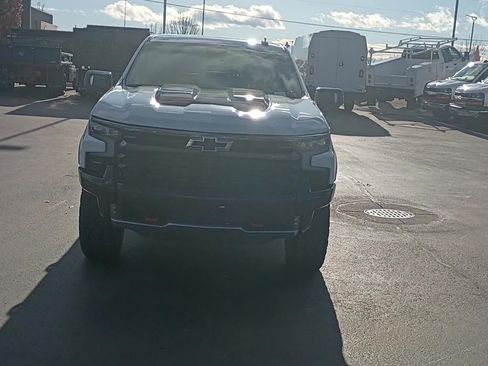 New 2026 Chevrolet Silverado 1500 ZR2 image 6
