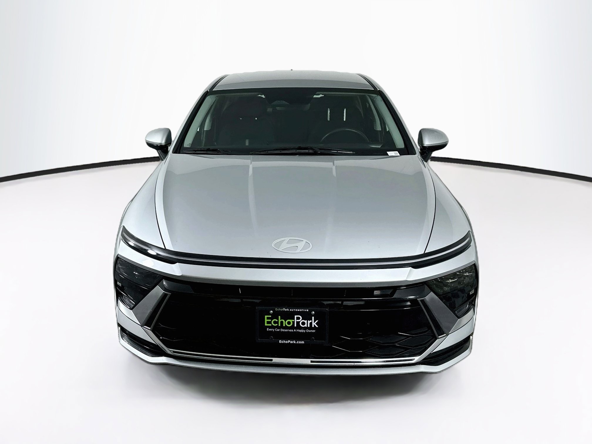 Used 2025 Hyundai Sonata SEL FWD image 2