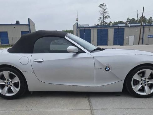 Used 2007 BMW Z4 3.0i image 6