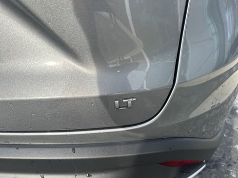 Used 2025 Chevrolet Trax LT w/ LT Convenience Package image 11