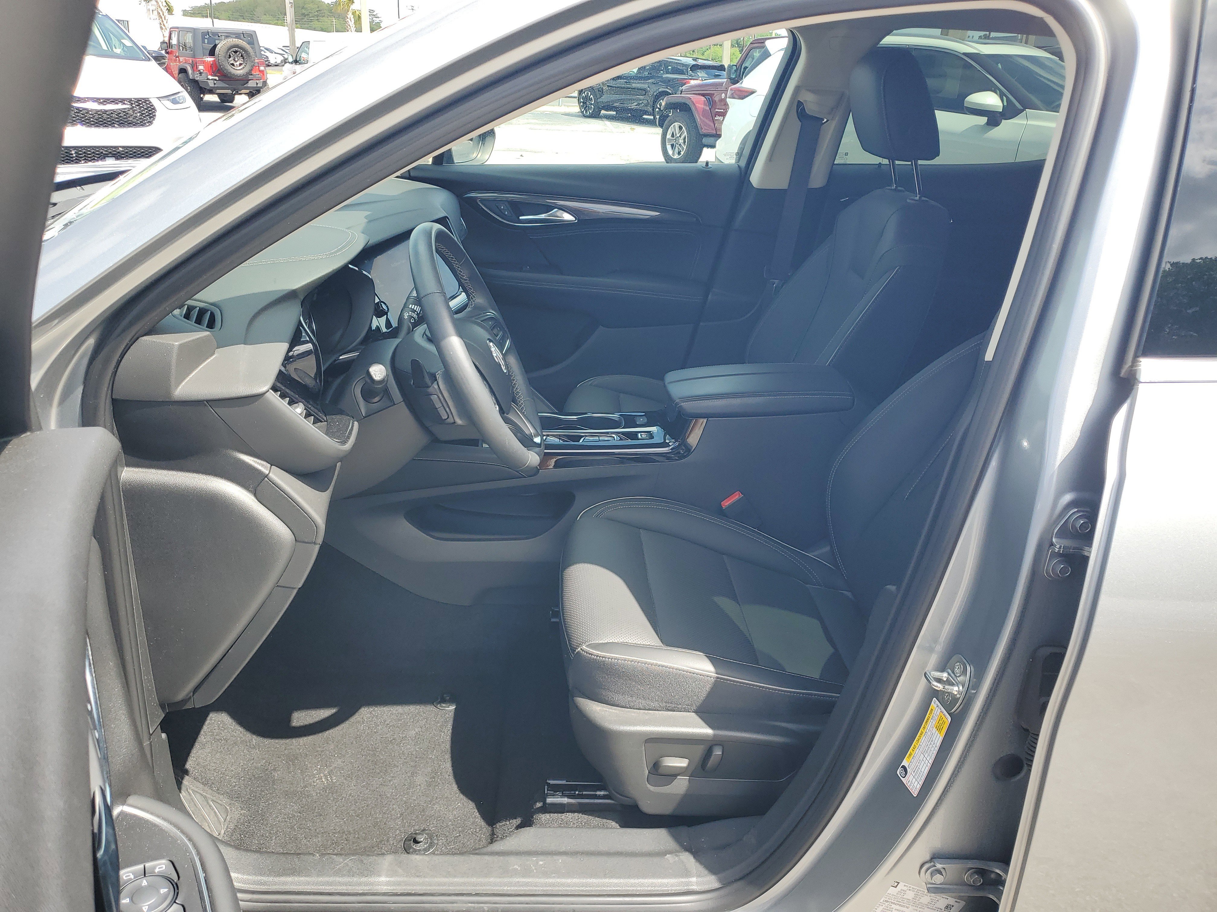 Used 2023 Buick Envision Essence FWD image 15