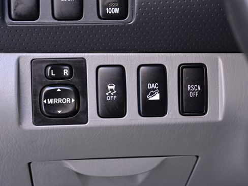 Used 2010 Toyota Tacoma 4x4 Access Cab V6 image 26