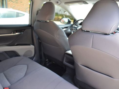 Used 2022 Toyota Camry LE w/ Convenience Package FWD image 20