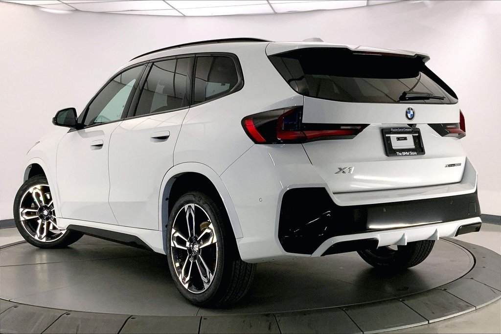 Certified 2023 BMW X1 xDrive28i w/ M Sport Package AWD/4WD image 10