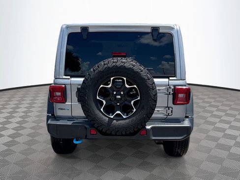 Used 2021 Jeep Wrangler Unlimited Rubicon 4xe w/ Cold Weather Group AWD/4WD image 7