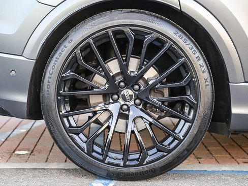 Used 2025 Audi SQ8 Premium Plus image 11