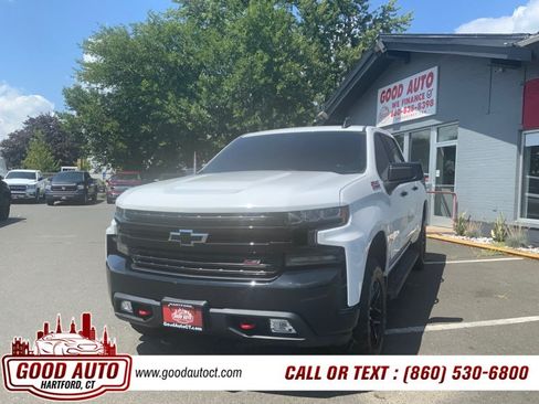 Used 2021 Chevrolet Silverado 1500 LT Trail Boss w/ Convenience Package II AWD/4WD image 1