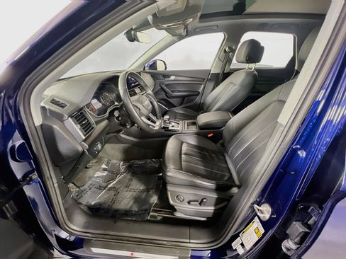 Used 2022 Audi Q5 2.0T Premium w/ Convenience Package AWD/4WD image 21