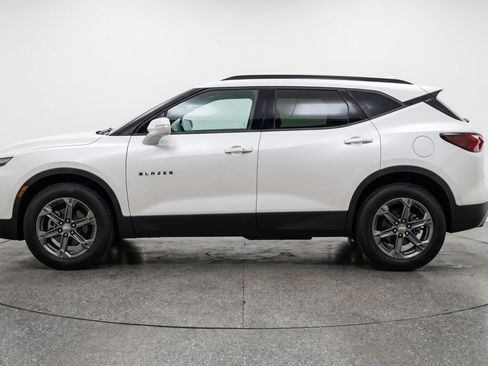 Used 2025 Chevrolet Blazer LT FWD image 5