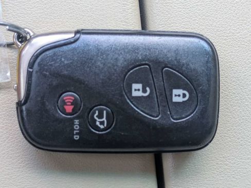 Used 2009 Lexus LX 570 4WD image 34