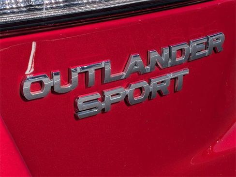 Used 2024 Mitsubishi Outlander Sport ES image 9