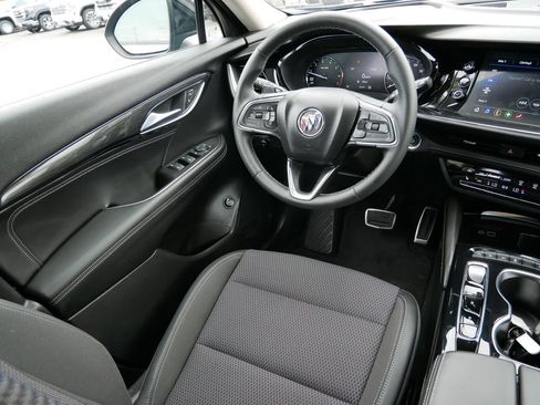 Used 2023 Buick Envision Preferred w/ Sport Touring Package AWD/4WD image 18