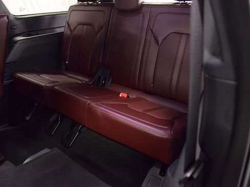 Used 2024 Ford Expedition Max Limited image 33