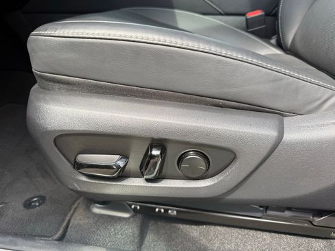 Used 2024 Lexus RX 350 FWD w/ Technology Package image 33