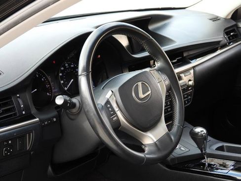 Used 2014 Lexus ES 350 image 46