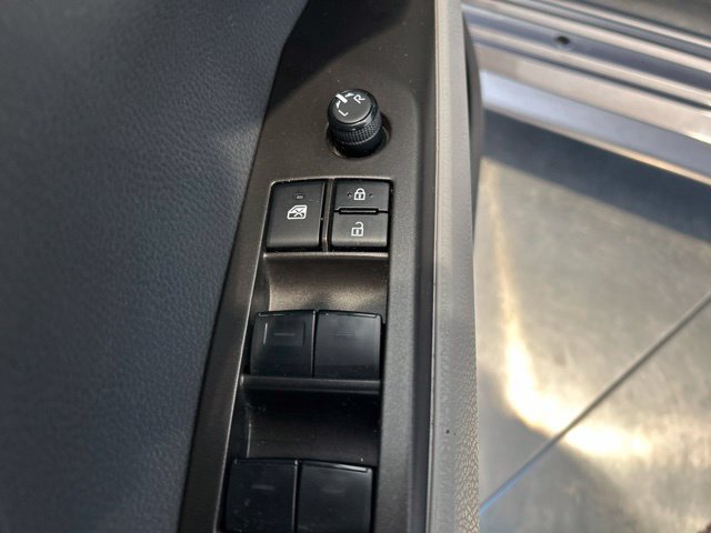 Used 2023 Toyota Camry LE FWD image 11