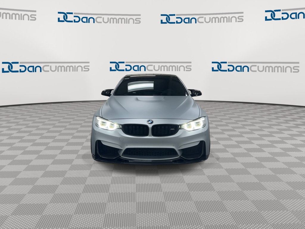 Used 2017 BMW M4 Coupe RWD image 3