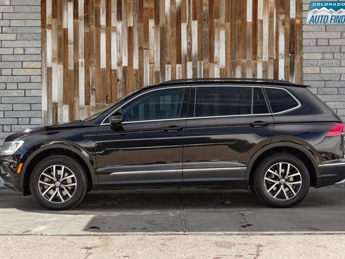 Used 2021 Volkswagen Tiguan SE AWD/4WD image 3