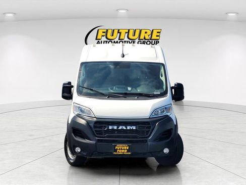 Used 2025 RAM ProMaster 3500 w/ Convenience Group FWD image 2