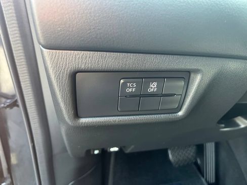Used 2020 MAZDA CX-5 Touring FWD image 17