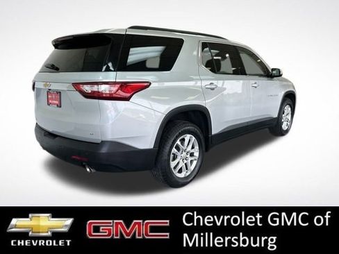 Used 2019 Chevrolet Traverse LT FWD image 3