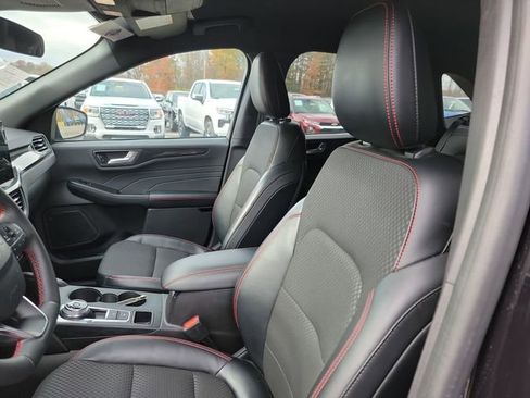 Used 2023 Ford Escape ST-Line w/ Tech Pack #1 image 16