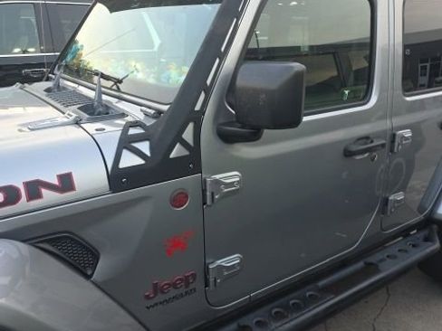 Used 2021 Jeep Wrangler Unlimited Rubicon image 3