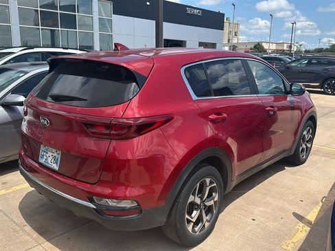 Used 2022 Kia Sportage LX FWD image 7