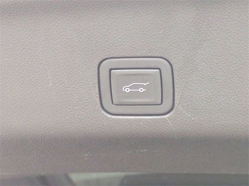 Certified 2023 Chevrolet Tahoe LT w/ Luxury Package image 15