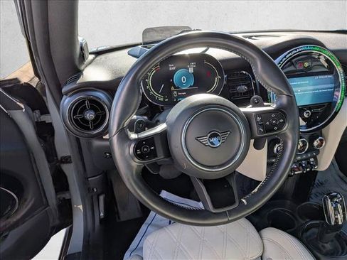 Used 2022 MINI Cooper S image 12