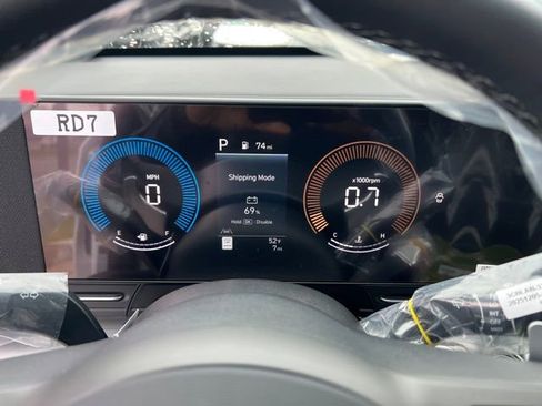 New 2026 Hyundai Kona SEL Premium AWD/4WD image 17