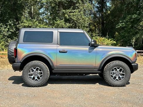 Used 2025 Ford Bronco Badlands AWD/4WD image 9