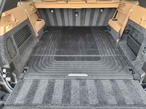 New 2026 Land Rover Range Rover Long Wheelbase Autobiography image 29