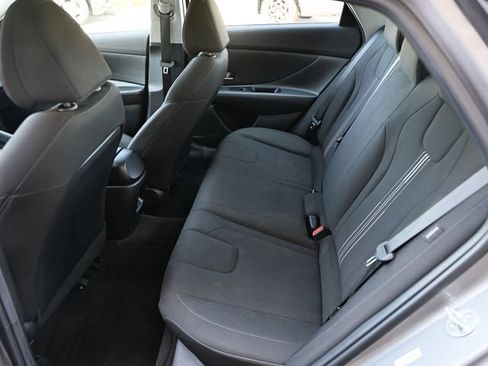 Used 2024 Hyundai Elantra SEL FWD image 24