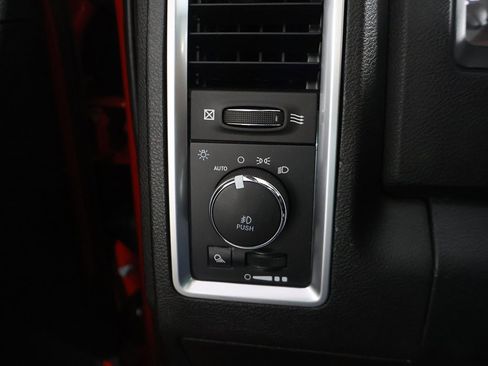 Used 2018 RAM 1500 Rebel image 32