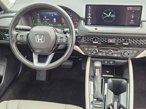 Used 2024 Honda Accord Touring image 26