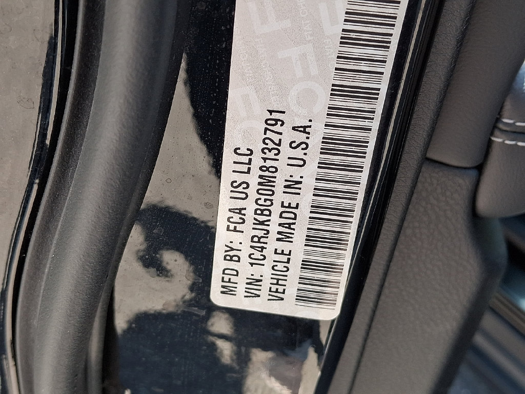 Used 2021 Jeep Grand Cherokee L Limited AWD/4WD image 30