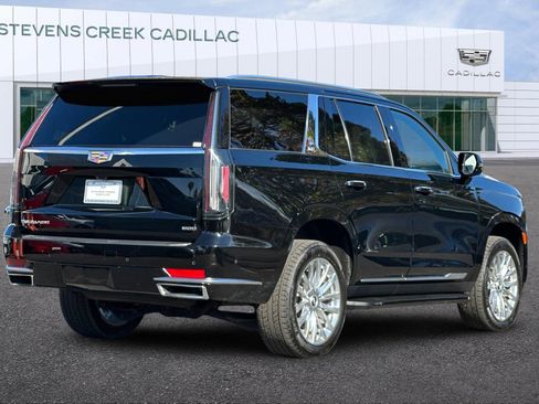 Certified 2024 Cadillac Escalade Premium Luxury image 3