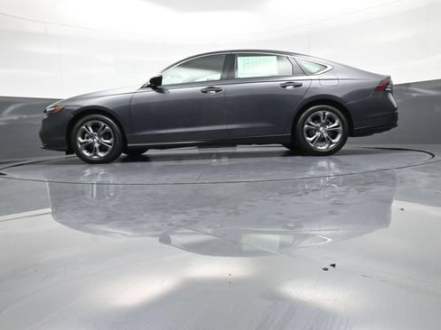 Certified 2023 Honda Accord EX image 32