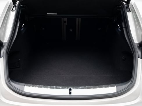 Used 2023 Porsche Taycan 4S image 71