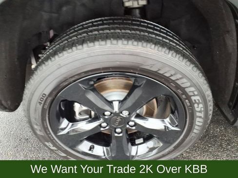 Used 2024 Jeep Grand Cherokee L Altitude image 19