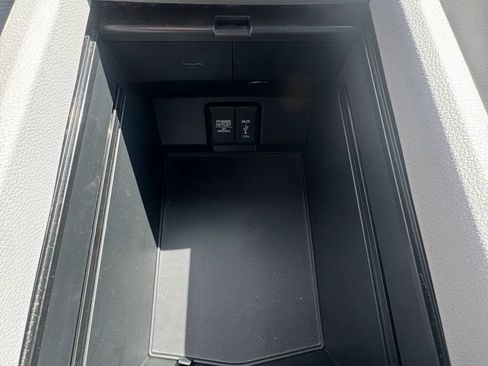 Used 2016 Honda Pilot EX-L image 28