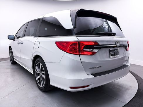 Used 2023 Honda Odyssey Touring image 16