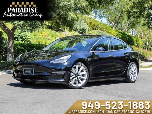 Used 2018 Tesla Model 3 Mid Range RWD image 1