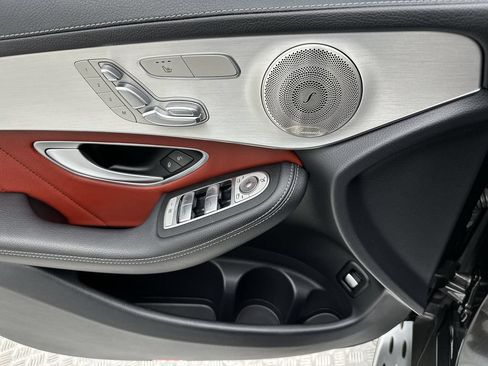 Used 2022 Mercedes-Benz GLC 43 AMG 4MATIC image 13