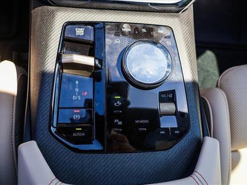 Certified 2025 BMW X3 xDrive30i w/ Premium Package image 19