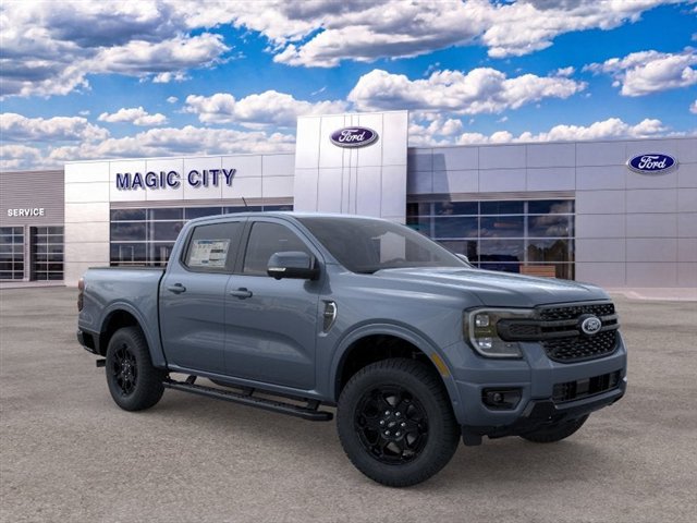 Used 2025 Ford Ranger Lariat w/ FX4 Off-Road Package AWD/4WD image 7