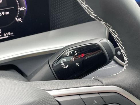 New 2026 Volkswagen Tiguan SE FWD image 26