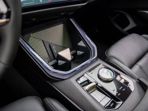 Certified 2025 BMW X3 xDrive30i w/ Premium Package image 12