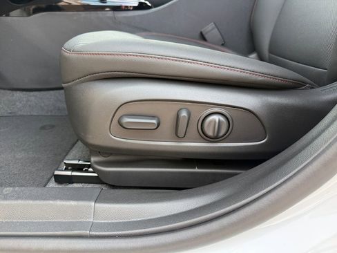 New 2026 Chevrolet Trax RS w/ Driver Confidence Package FWD image 17